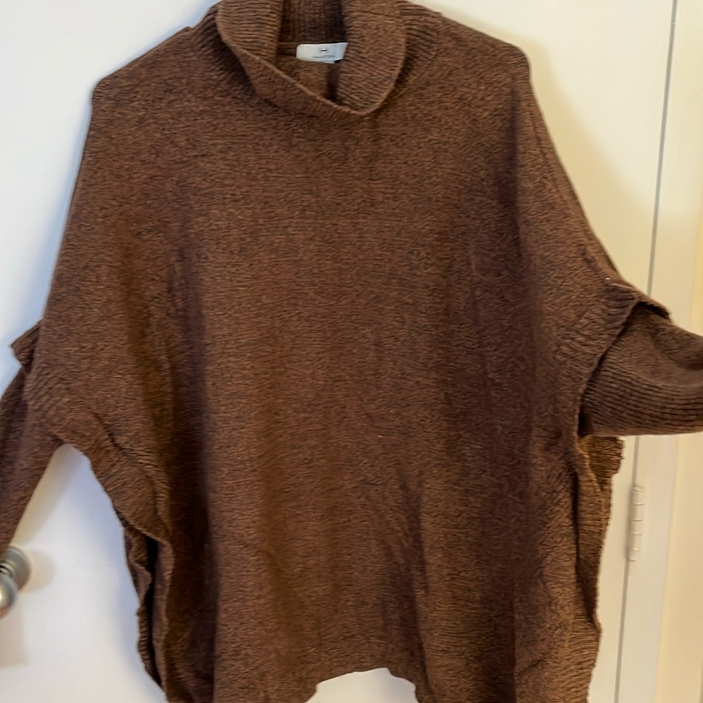 Halston brwn/blk tweed turtleneck